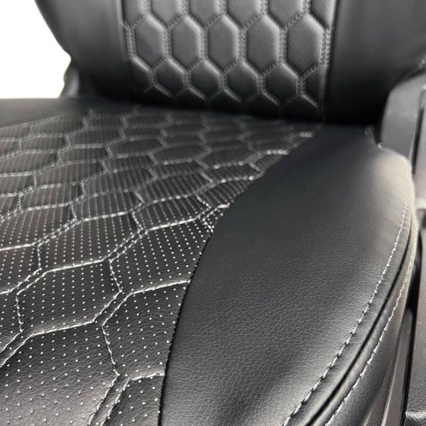 Чехлы Экокожа Ромб на Lada Vesta / Vesta SW Cross (2015+)